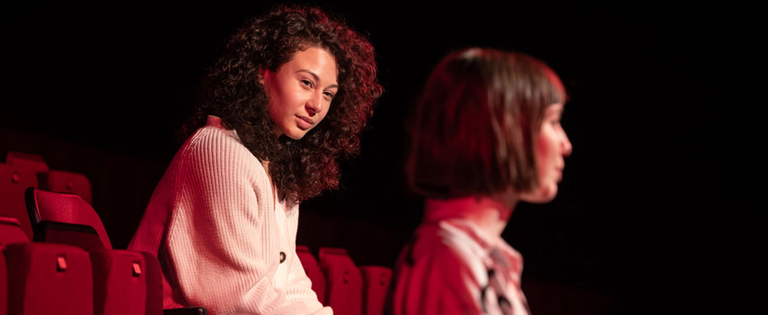 tiny-plays-girls-in-theatre